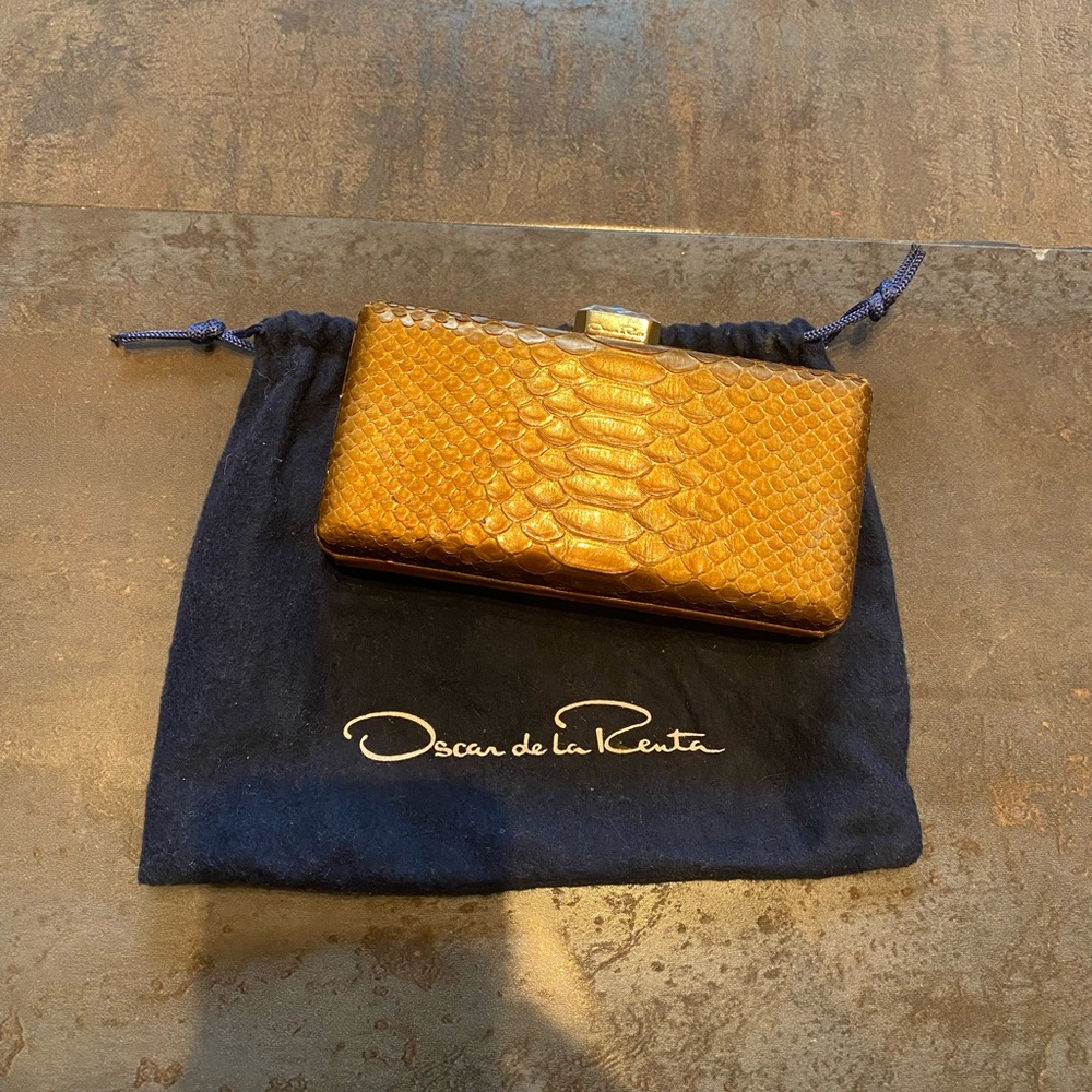 Oscar de la Renta Python Box Clutch - Picture 4 of 11